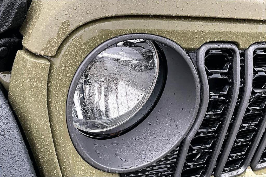 new 2026 Jeep Wrangler car, priced at $35,575