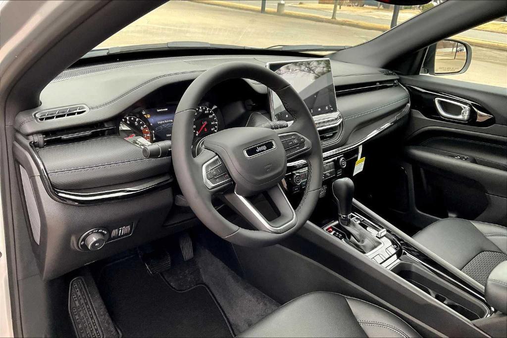 new 2025 Jeep Compass car, priced at $26,999