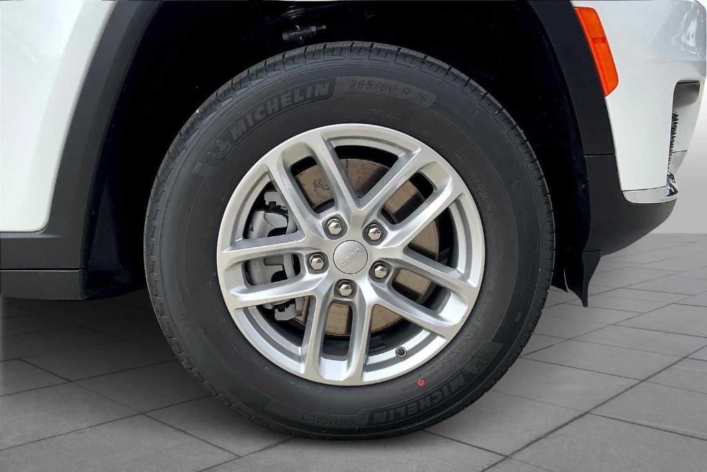 new 2025 Jeep Grand Cherokee L car, priced at $34,995