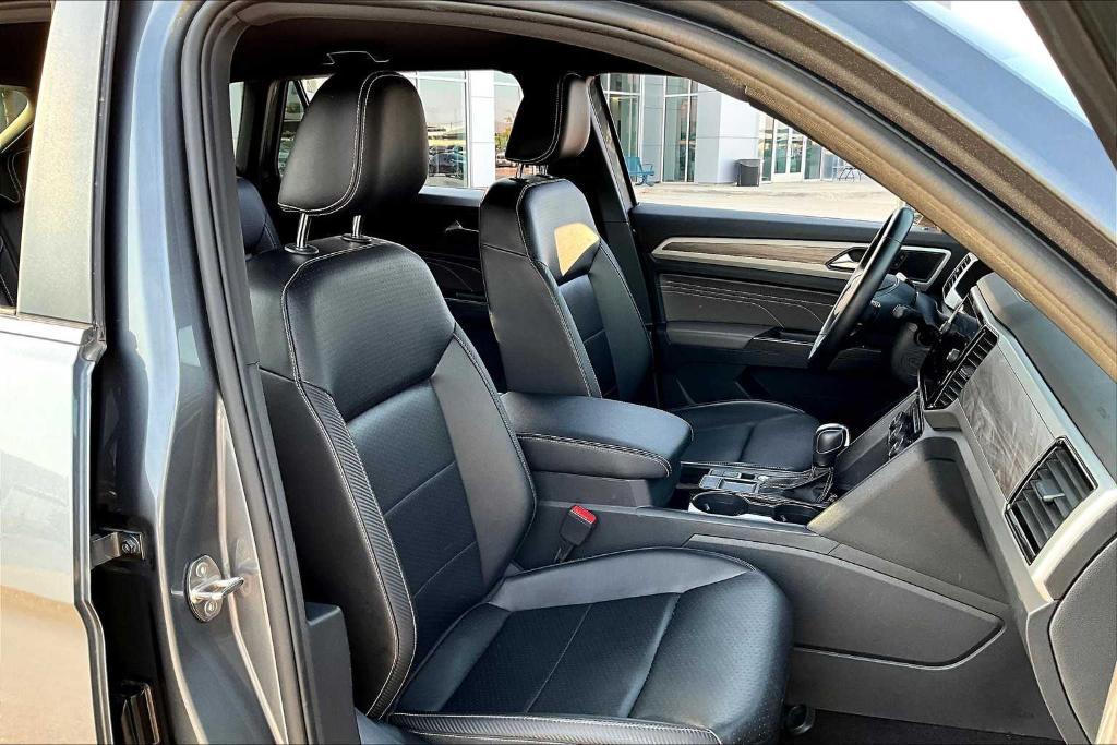 used 2022 Volkswagen Atlas Cross Sport car, priced at $23,291