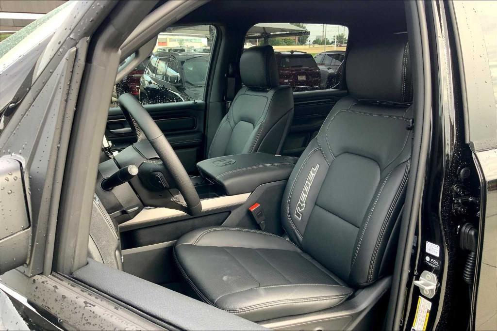 new 2025 Ram 1500 car, priced at $61,034