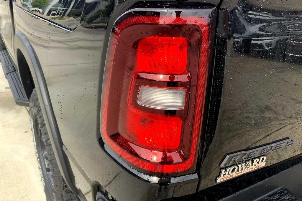 new 2025 Ram 1500 car, priced at $61,034