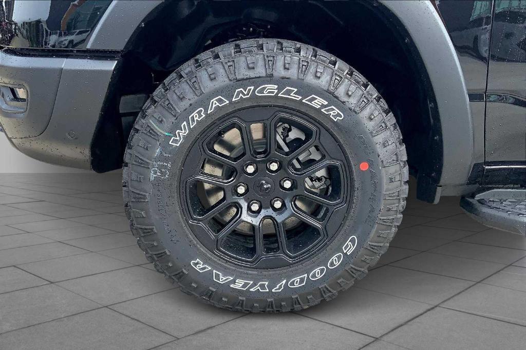 new 2025 Ram 1500 car, priced at $61,034