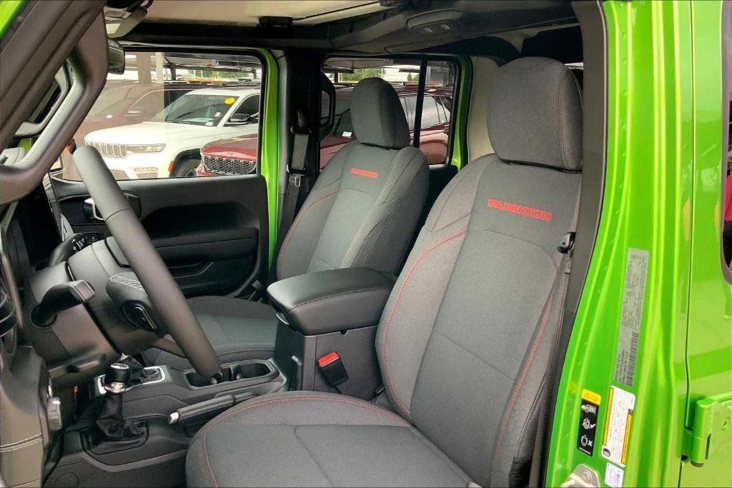 new 2025 Jeep Gladiator car, priced at $46,547