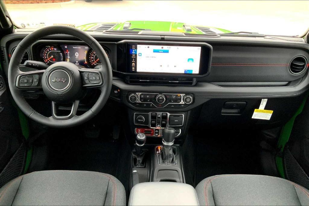 new 2025 Jeep Gladiator car, priced at $46,547