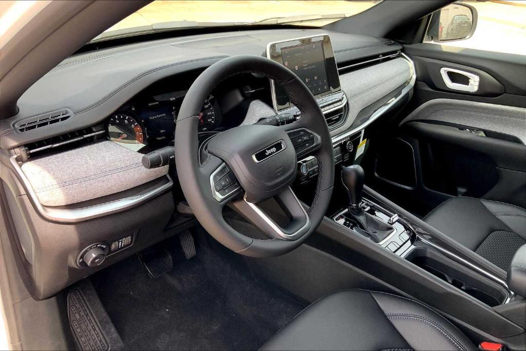 new 2025 Jeep Compass car, priced at $25,655