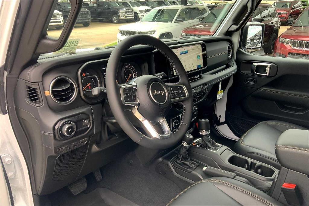 new 2025 Jeep Wrangler car, priced at $46,525