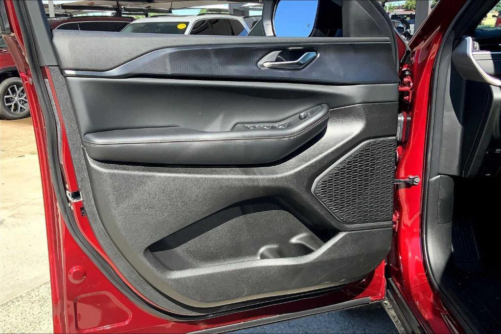 new 2025 Jeep Grand Cherokee L car, priced at $35,590
