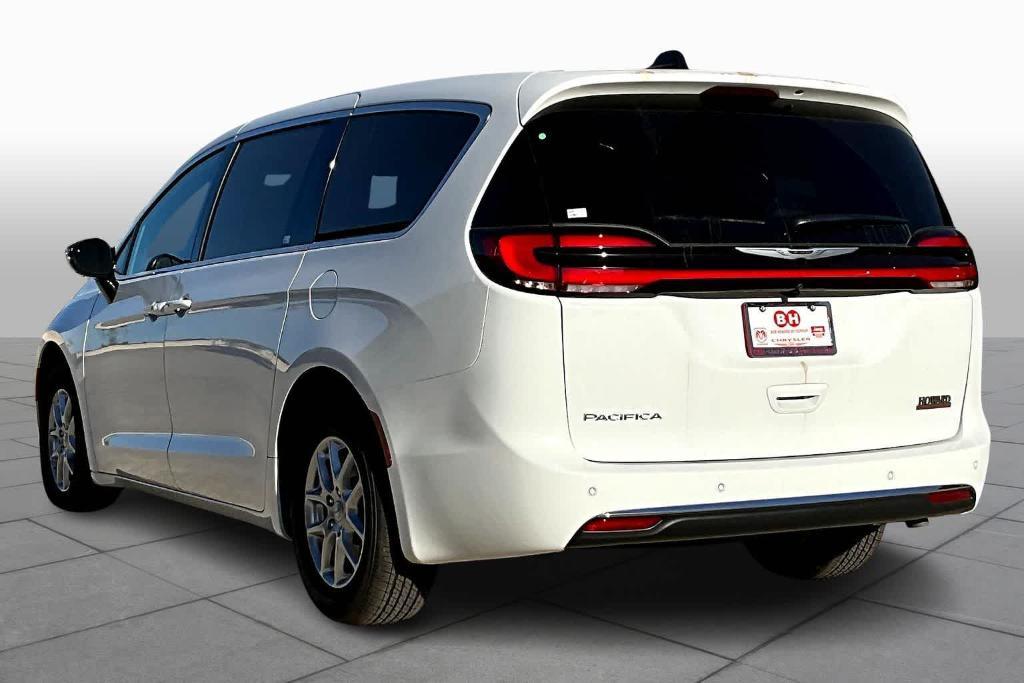 new 2026 Chrysler Pacifica car, priced at $37,465