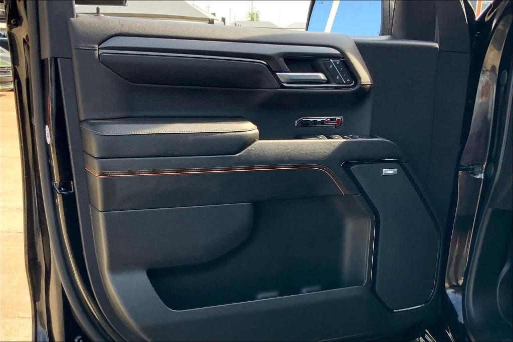 used 2023 GMC Sierra 1500 car, priced at $52,391