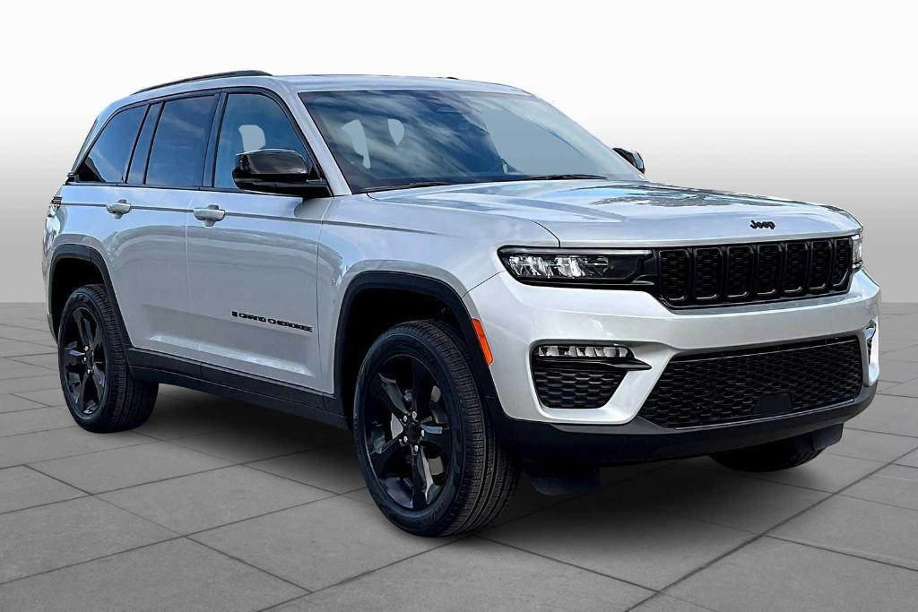 new 2025 Jeep Grand Cherokee car, priced at $47,499