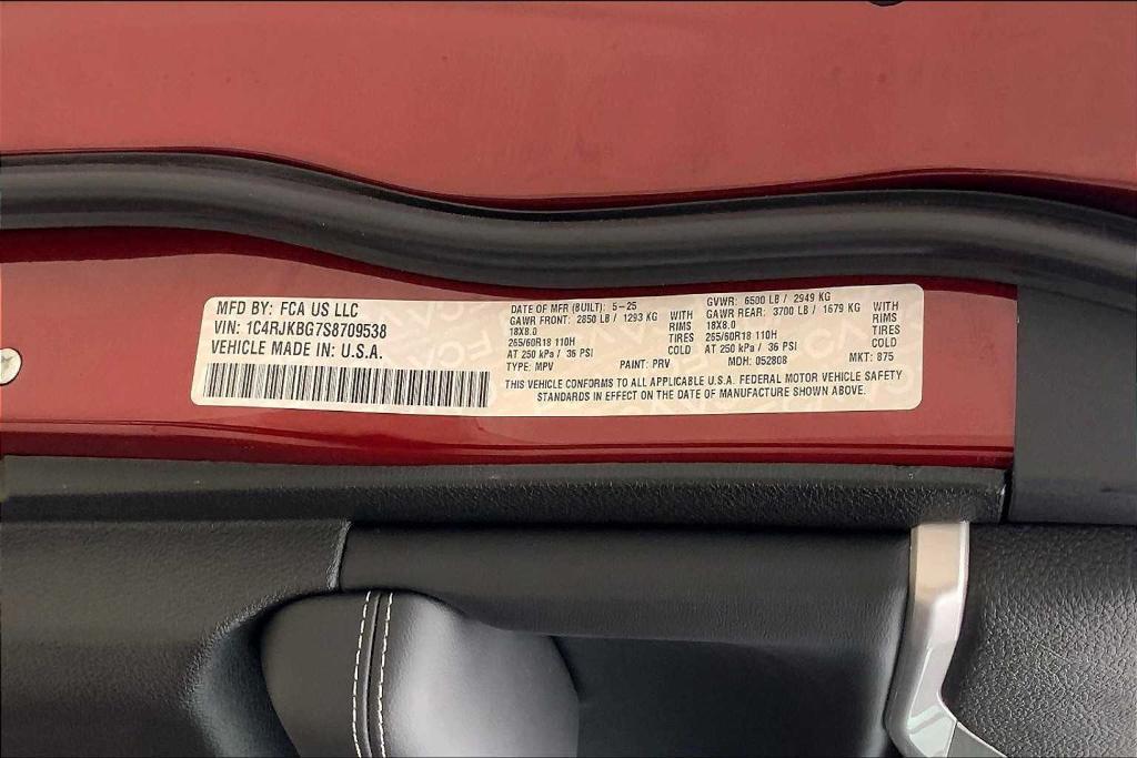 new 2025 Jeep Grand Cherokee L car, priced at $41,467