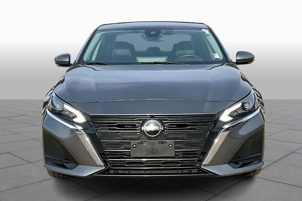 used 2023 Nissan Altima car, priced at $21,291