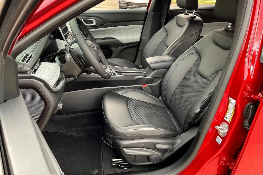 new 2025 Jeep Compass car, priced at $24,499