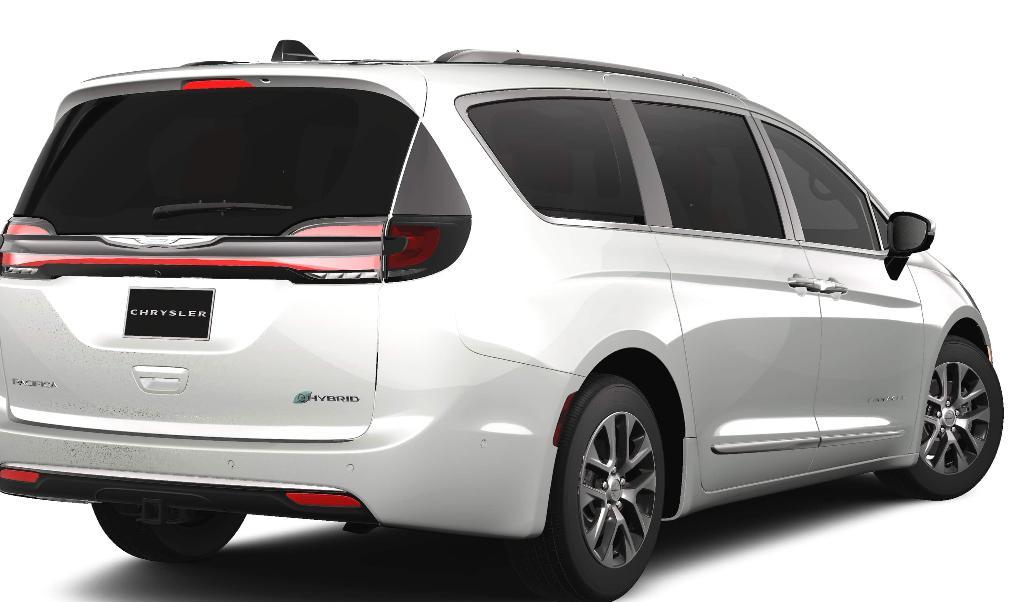 new 2025 Chrysler Pacifica Hybrid car, priced at $55,479