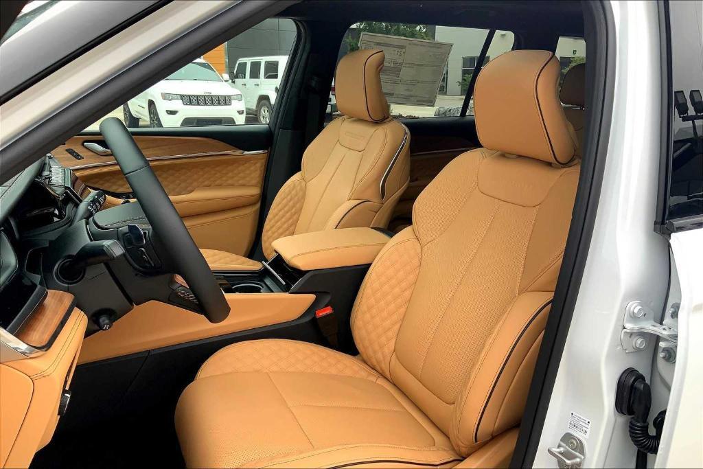 new 2025 Jeep Grand Cherokee L car, priced at $58,256