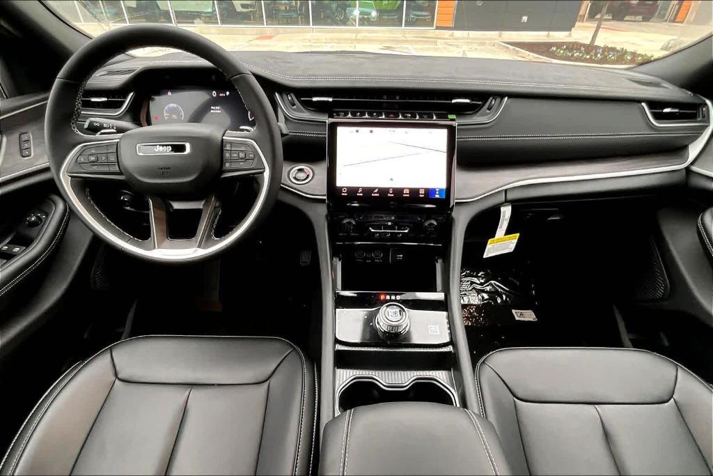 new 2025 Jeep Grand Cherokee car, priced at $40,486