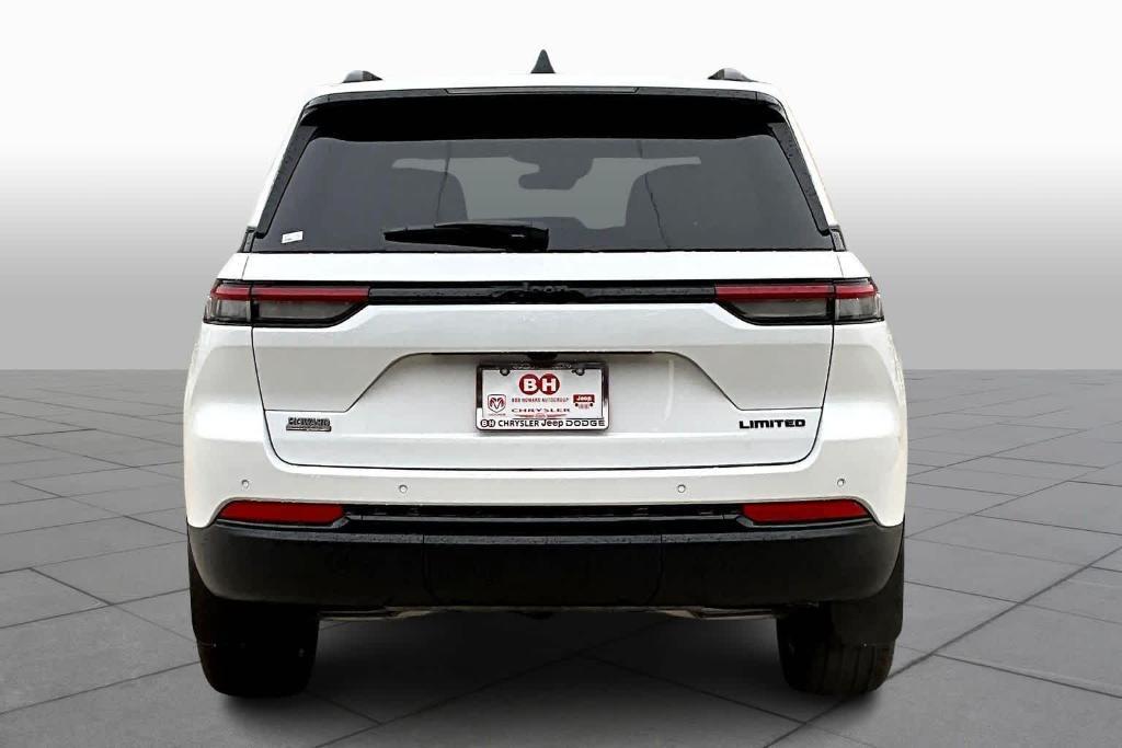 new 2025 Jeep Grand Cherokee car, priced at $40,486