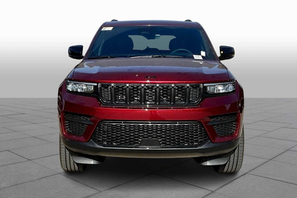 new 2025 Jeep Grand Cherokee car, priced at $41,136