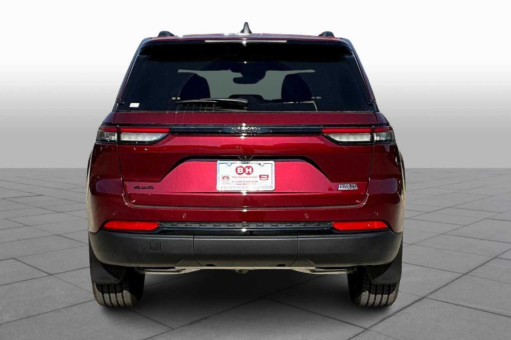 new 2025 Jeep Grand Cherokee car, priced at $41,136