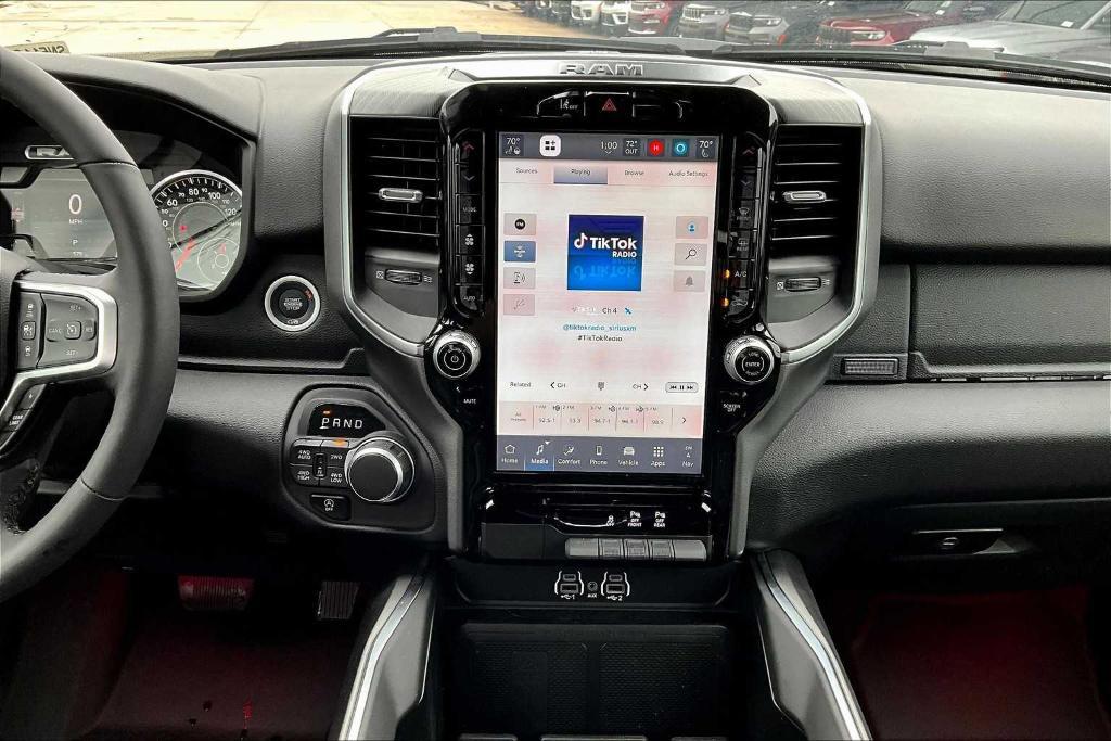 new 2025 Ram 1500 car, priced at $71,752