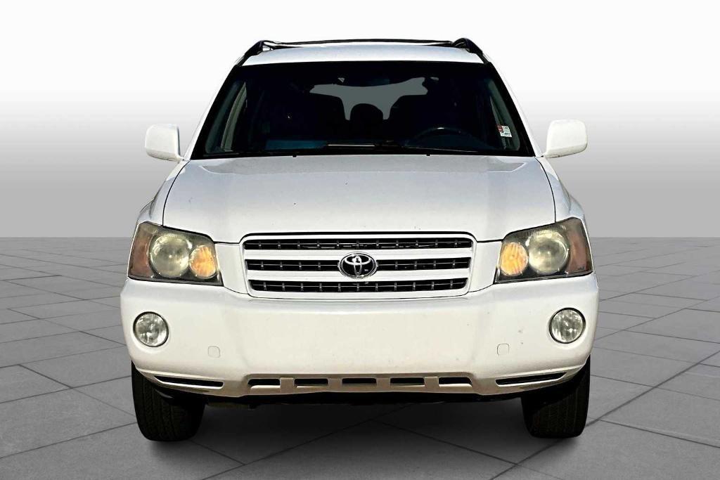 used 2002 Toyota Highlander car, priced at $3,997