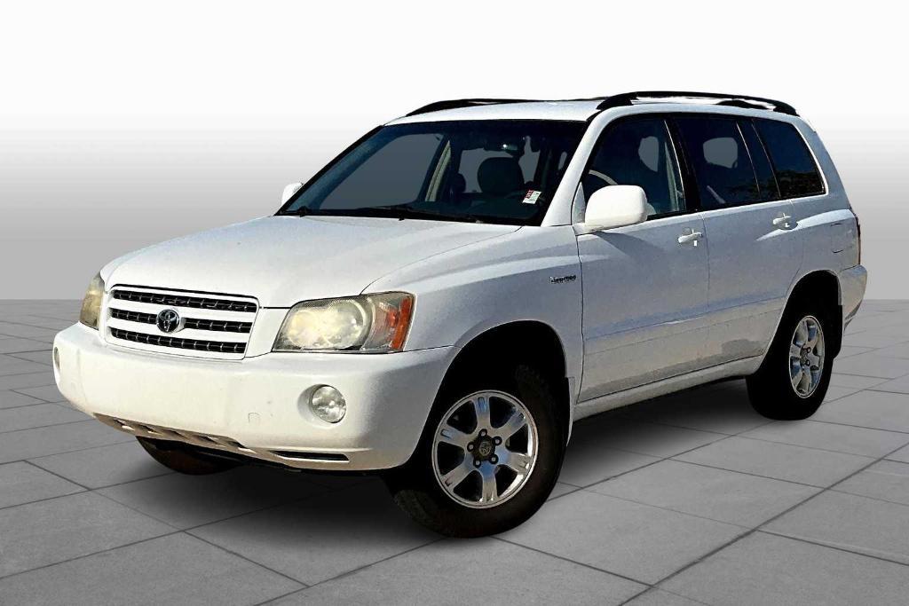 used 2002 Toyota Highlander car, priced at $3,997