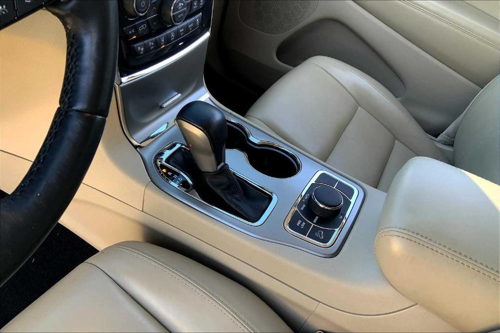 used 2021 Jeep Grand Cherokee car, priced at $28,770