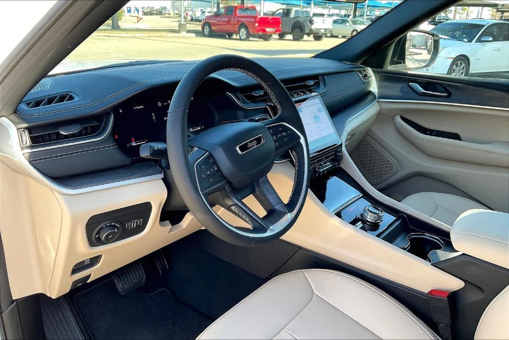 new 2025 Jeep Grand Cherokee L car, priced at $49,499