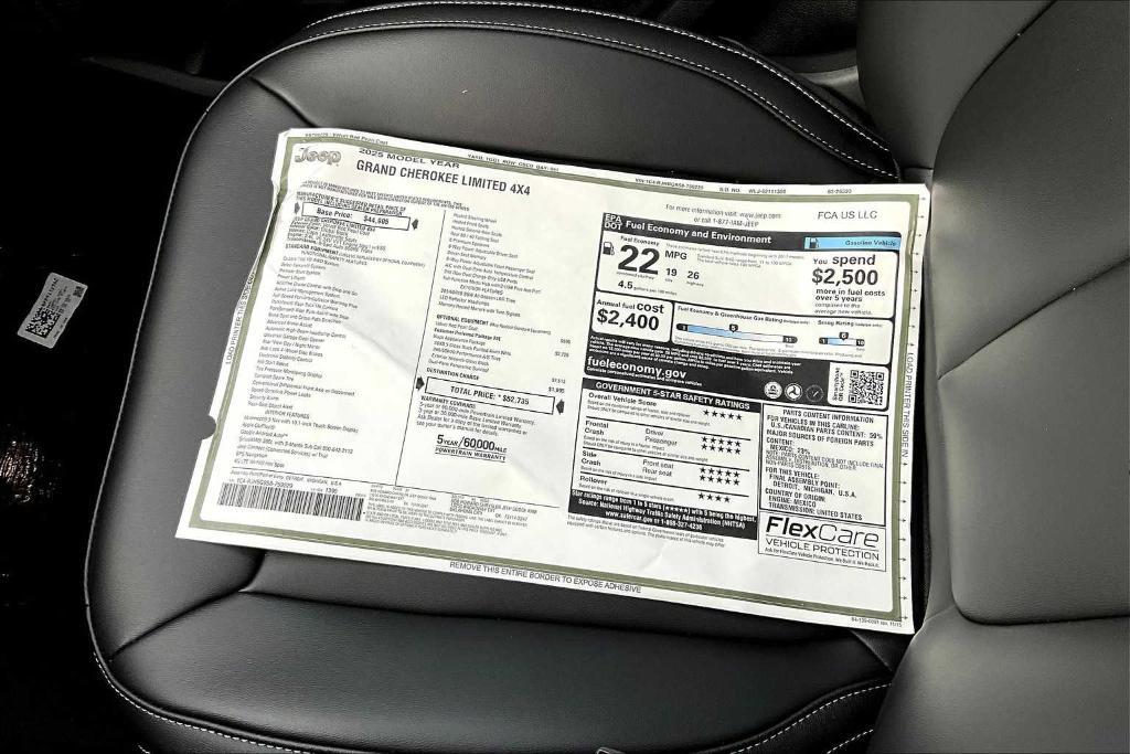 new 2025 Jeep Grand Cherokee car, priced at $43,889