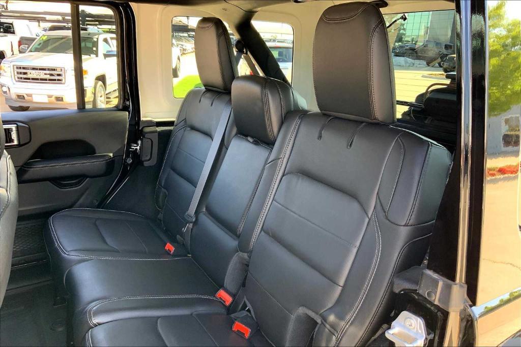used 2022 Jeep Wrangler Unlimited car, priced at $37,694