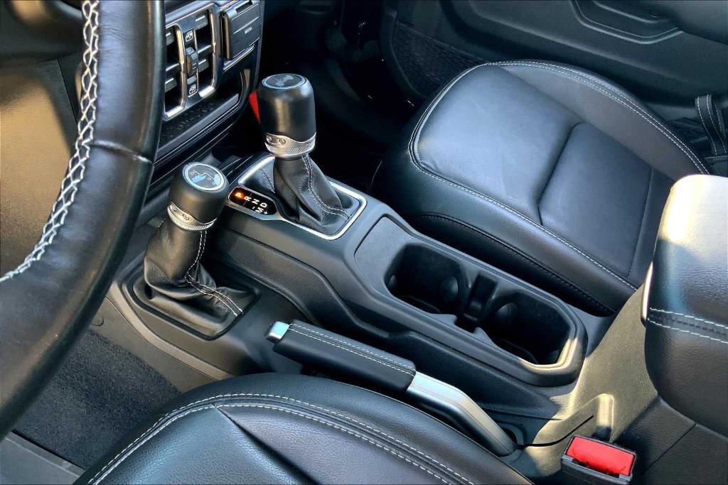 used 2022 Jeep Wrangler Unlimited car, priced at $37,694