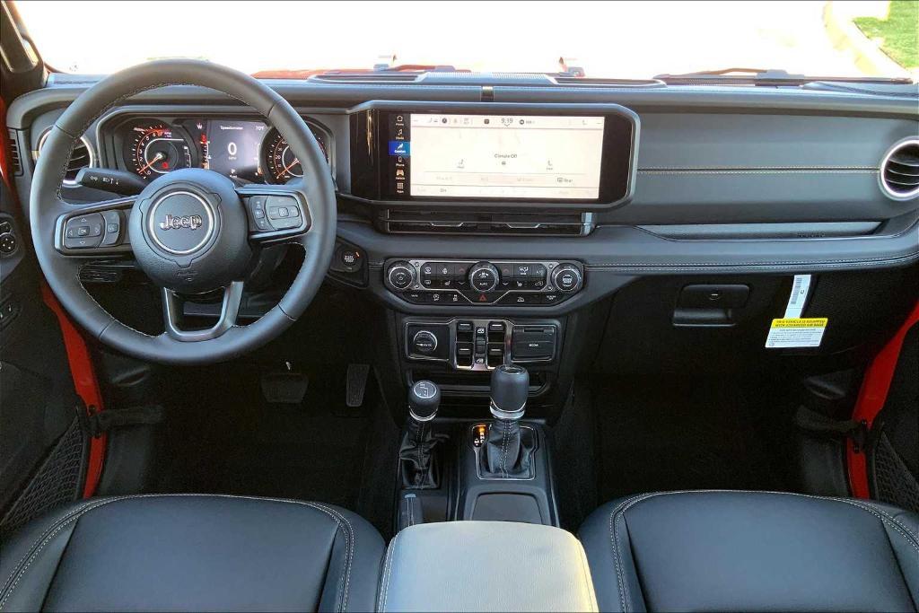 new 2025 Jeep Gladiator car, priced at $42,627