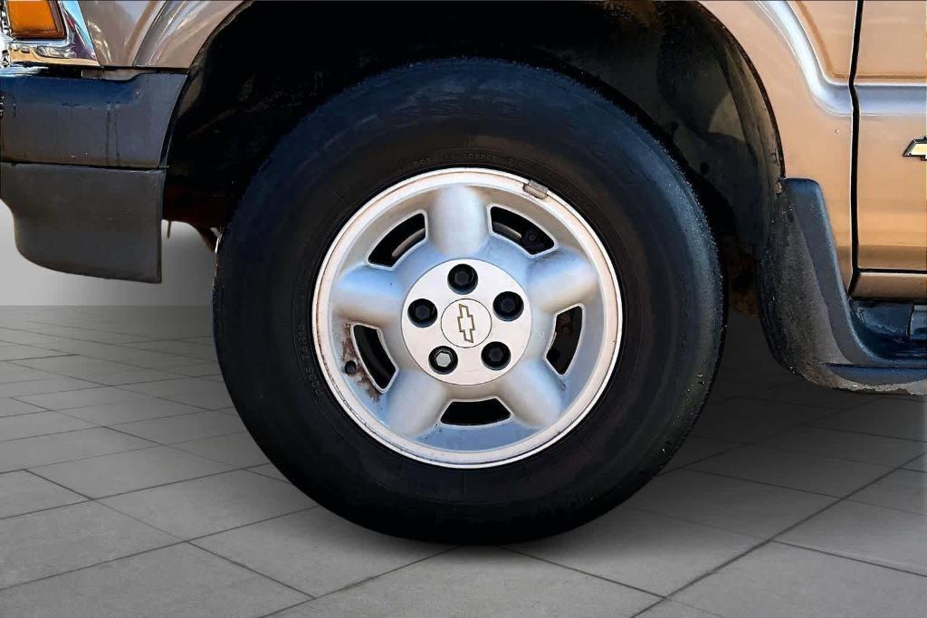 used 1996 Chevrolet Blazer car, priced at $3,995