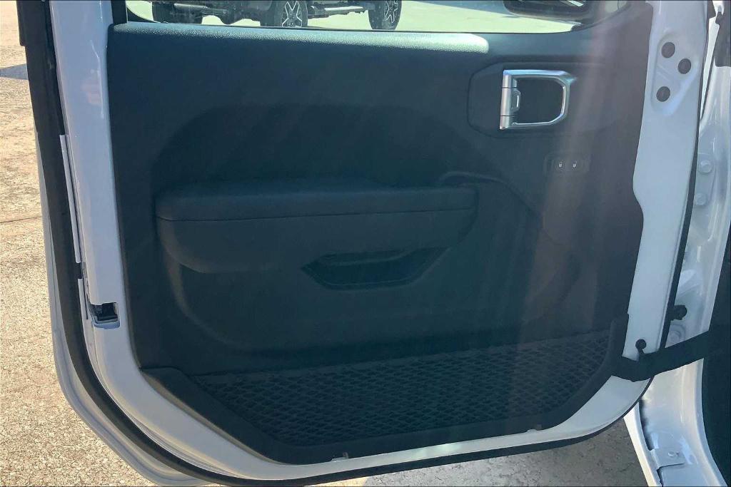 new 2025 Jeep Wrangler car, priced at $35,525