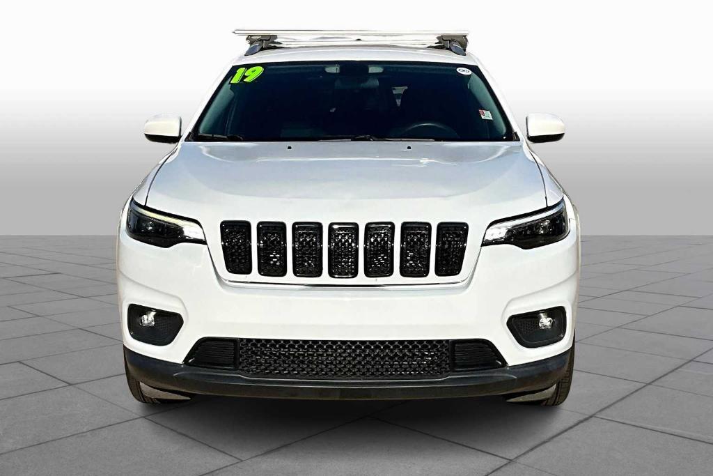 used 2019 Jeep Cherokee car, priced at $15,488