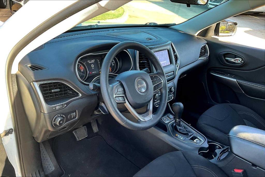 used 2019 Jeep Cherokee car, priced at $15,488