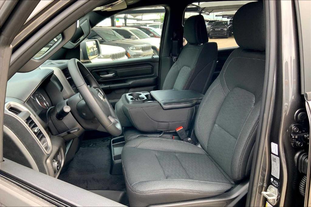 new 2025 Ram 1500 car, priced at $39,285