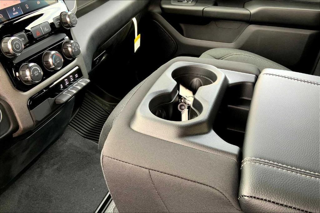 new 2025 Ram 1500 car, priced at $39,285