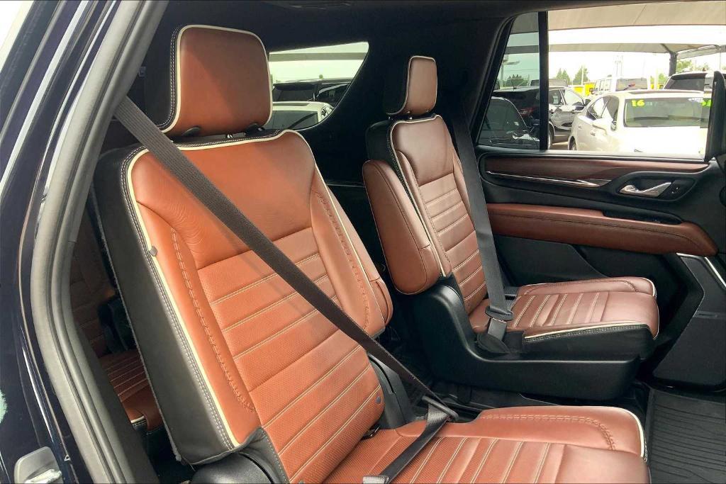 used 2023 GMC Yukon car, priced at $75,140