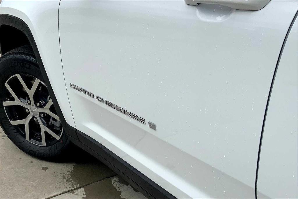 new 2025 Jeep Grand Cherokee L car, priced at $44,917
