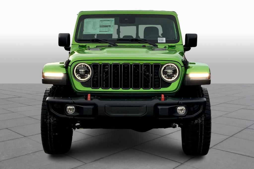 new 2025 Jeep Gladiator car, priced at $52,160