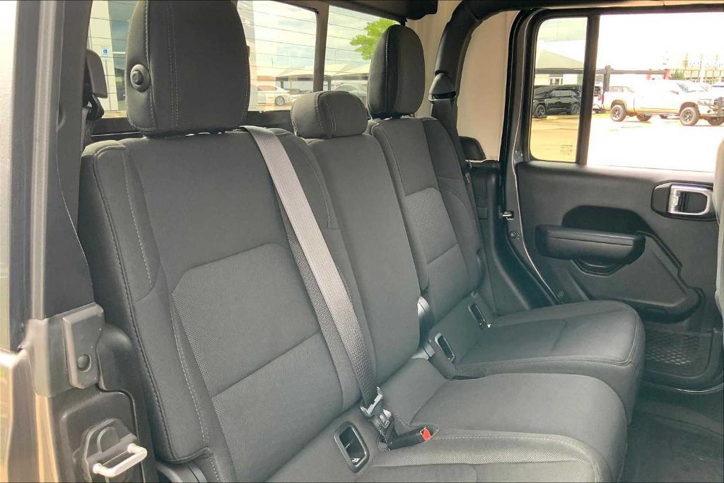 used 2022 Jeep Gladiator car, priced at $36,643