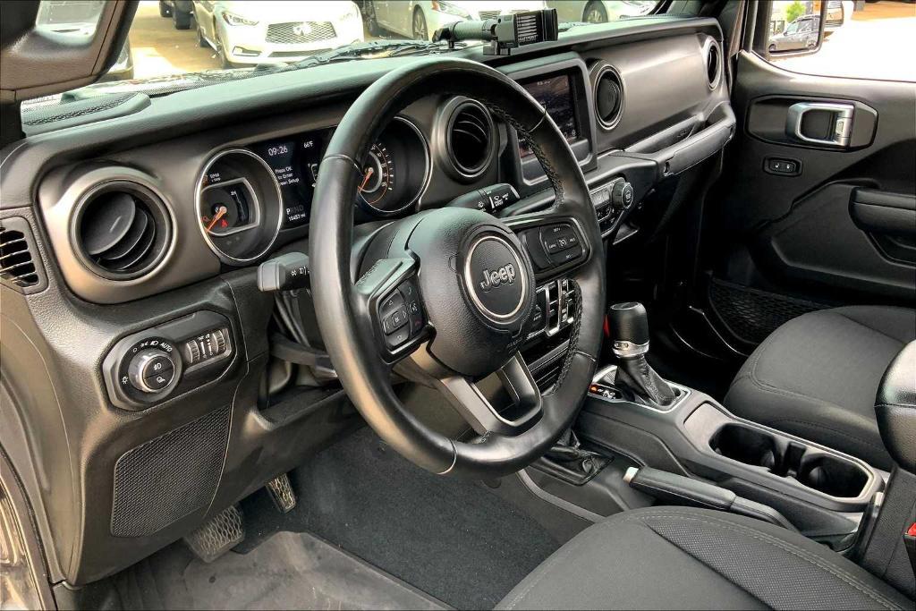 used 2022 Jeep Gladiator car, priced at $36,643