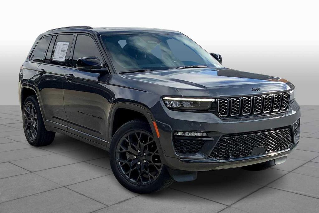 new 2025 Jeep Grand Cherokee car, priced at $56,175