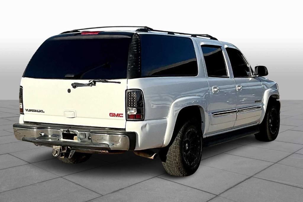 used 2005 GMC Yukon XL car, priced at $3,575