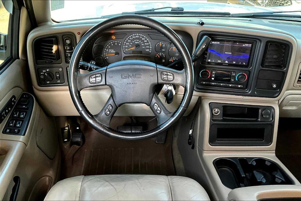 used 2005 GMC Yukon XL car, priced at $3,575