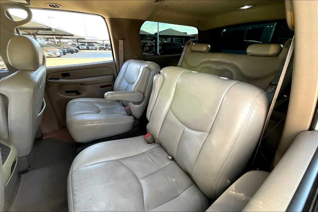 used 2005 GMC Yukon XL car, priced at $3,575