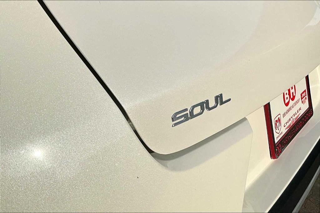 used 2024 Kia Soul car, priced at $17,366