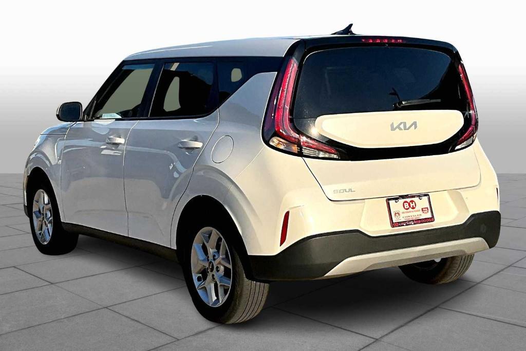used 2024 Kia Soul car, priced at $17,366